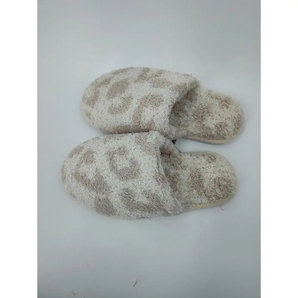 Barefoot Dreams NWT CozyChic Youth Barefoot in the Wild Slipper Sz Youth Medium